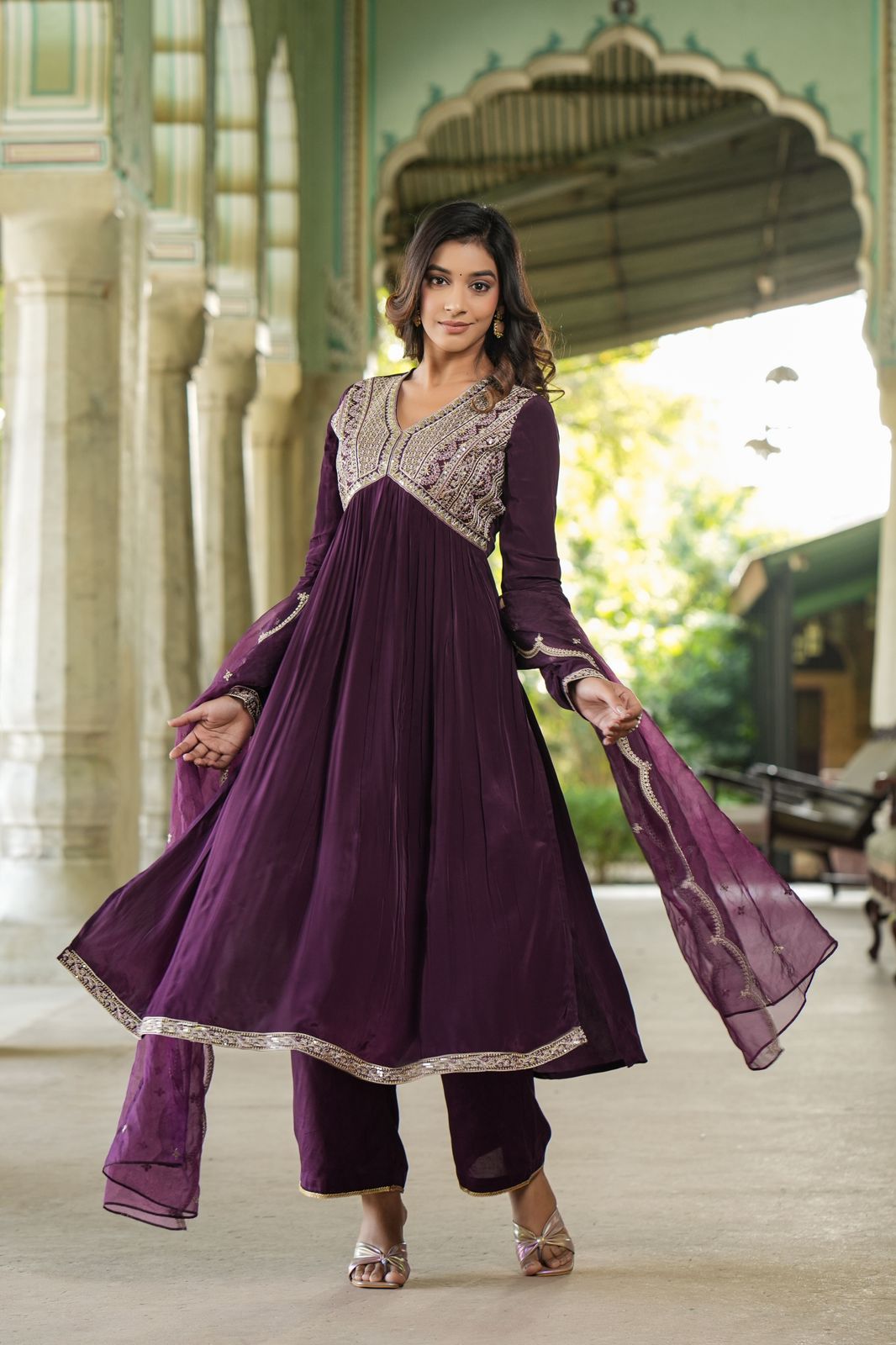 Premium Chinnon Suit Set K1158
