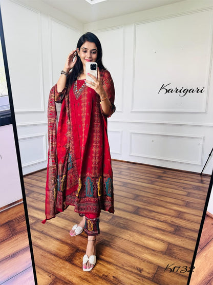 Elegant Soft Organza 3-Piece Suit with Sequin, Cheena & Coin Work Detailing – mahroon