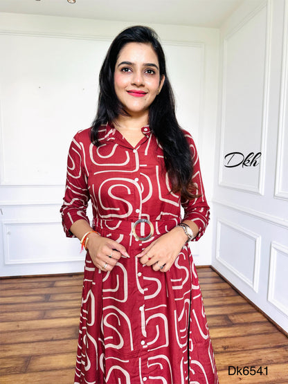 Trendy Maroon Rayon Printed Dress with Belt – Casual & Chic Style