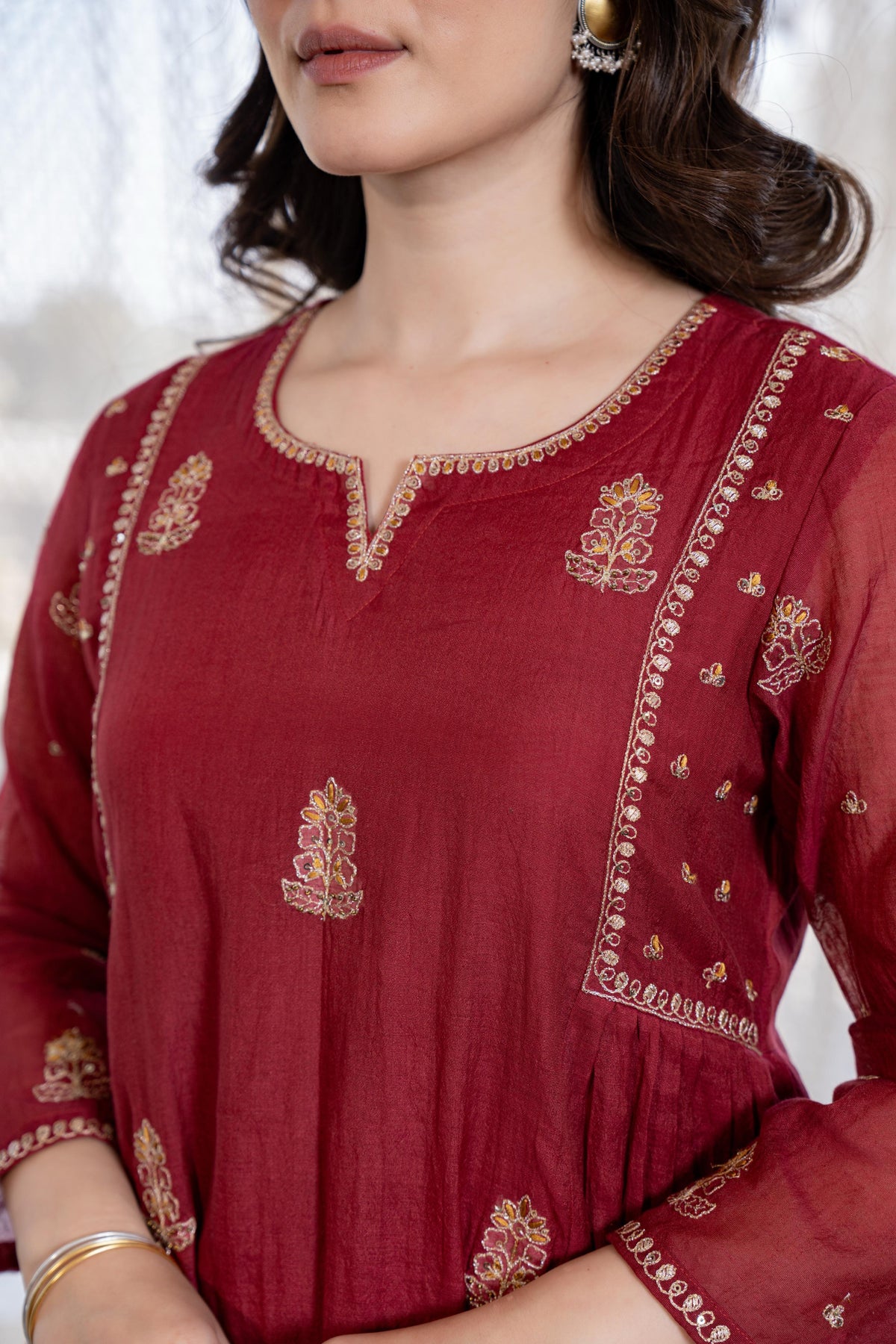 Mul Chanderi zari embroidered 3-pieice suit set in mahroon