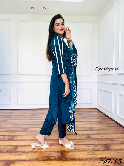 Elegant Natural Crepe 3-Piece Suit with Mirror & Sequin Detailing